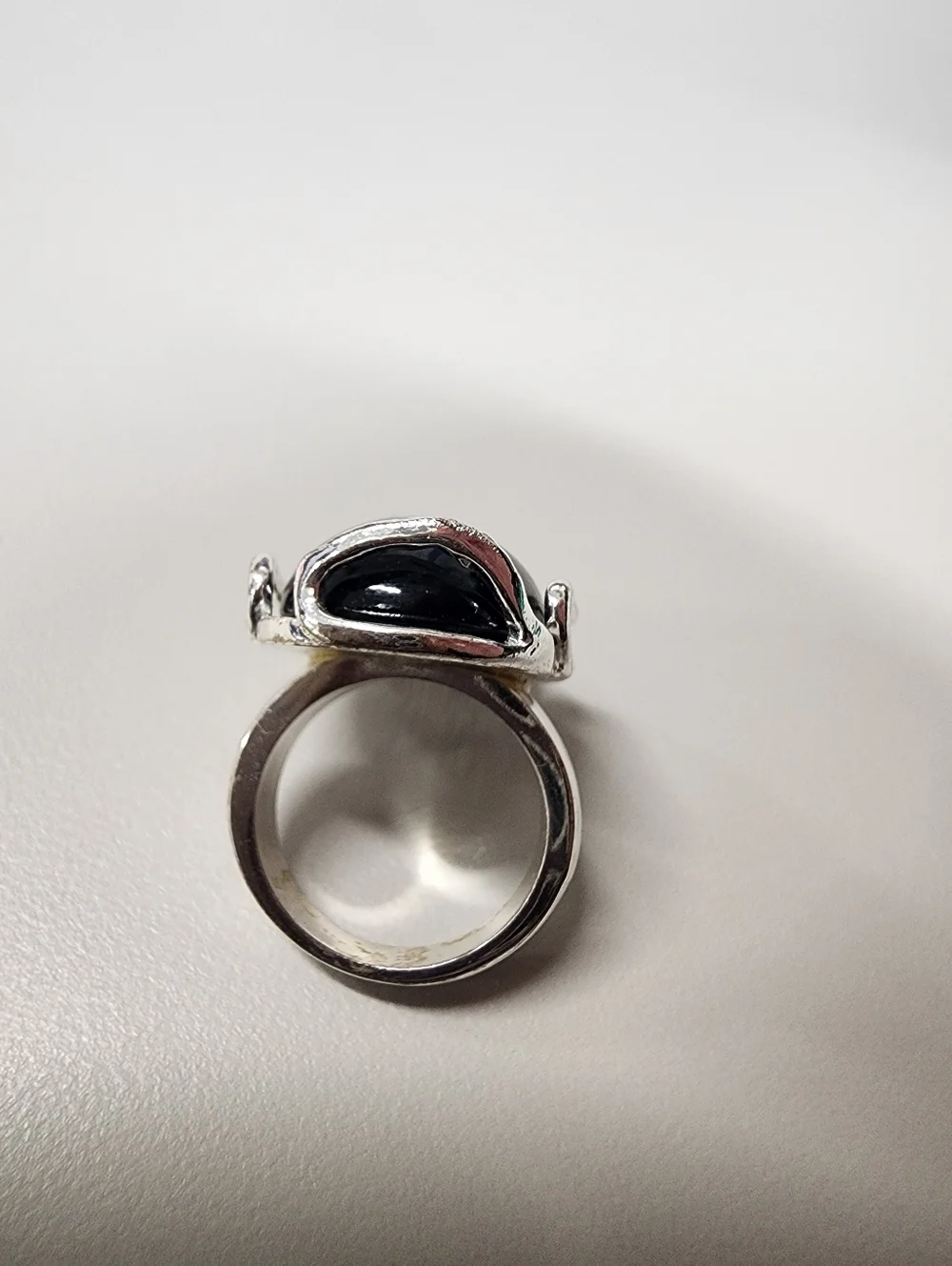 Large Oval Black Acrylic Resin Statement Ring Silver-Tone Wide Metal Band Sz 6.5